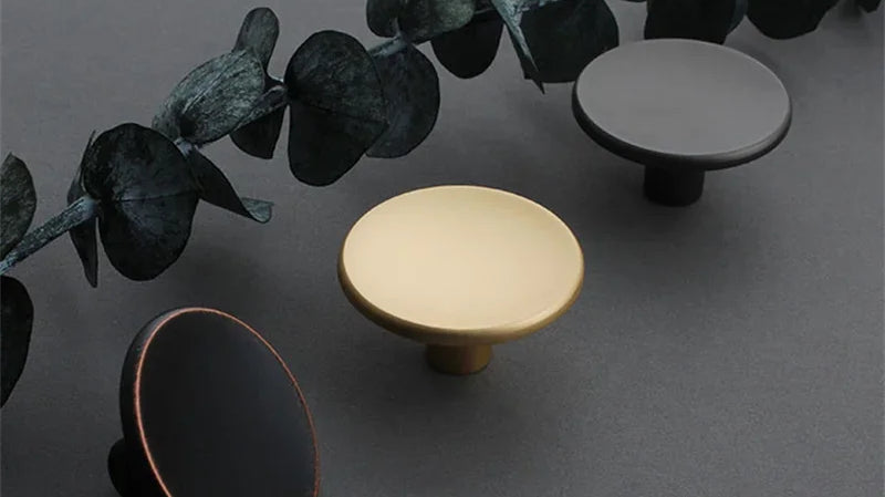 Modern zinc alloy round cabinet knob