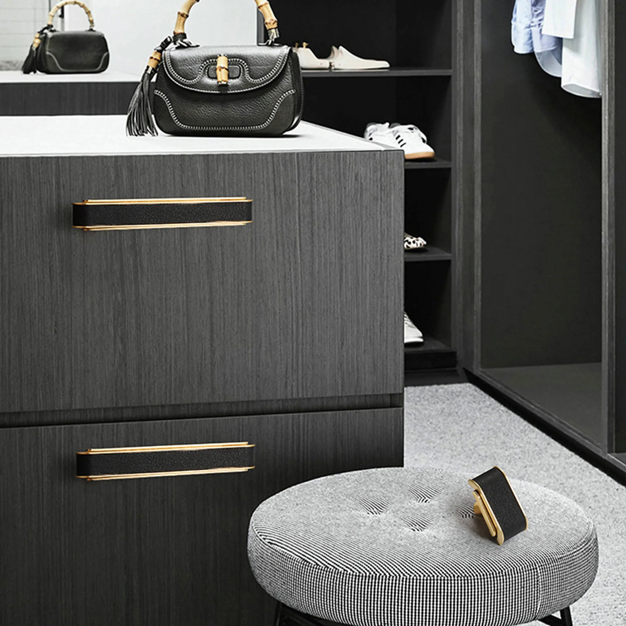 Black Leather and Gold Zinc Alloy Cabinet Handle – Luxury Drawer Pull for Wardrobes and Dressers (128mm) Handles