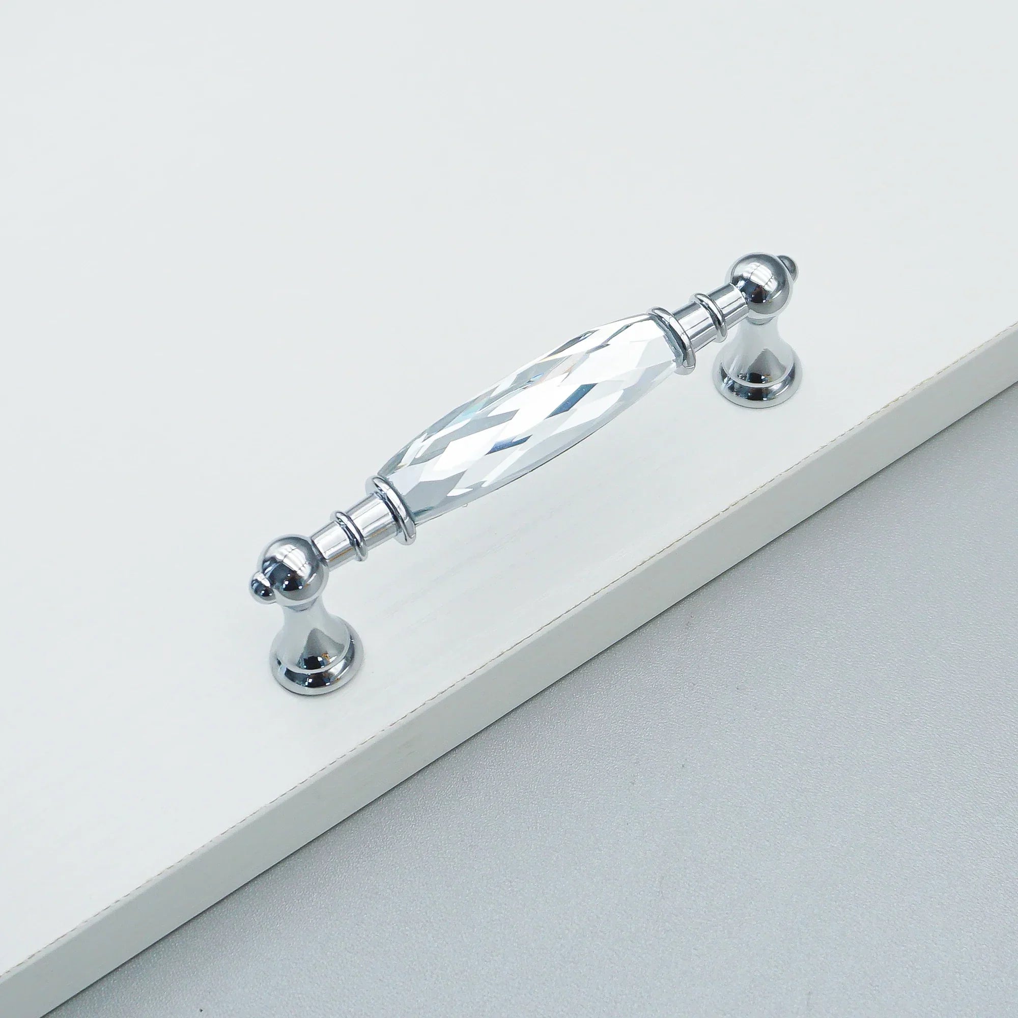 Luxury Gold Chrome Cabinet Handles – Modern Zinc Alloy and Crystal Glass Drawer Knobs for Wardrobes and Dressers 96mm