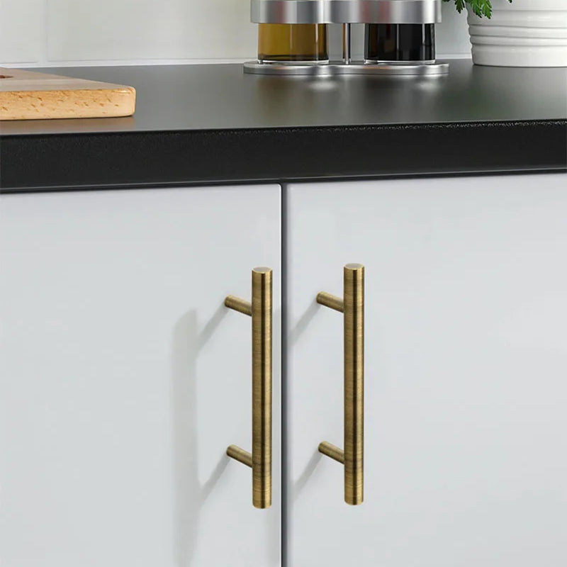 Antique Brass Handles – Old-Copper Wardrobe Knobs and Bronze Cabinet Pulls for Furniture Handles