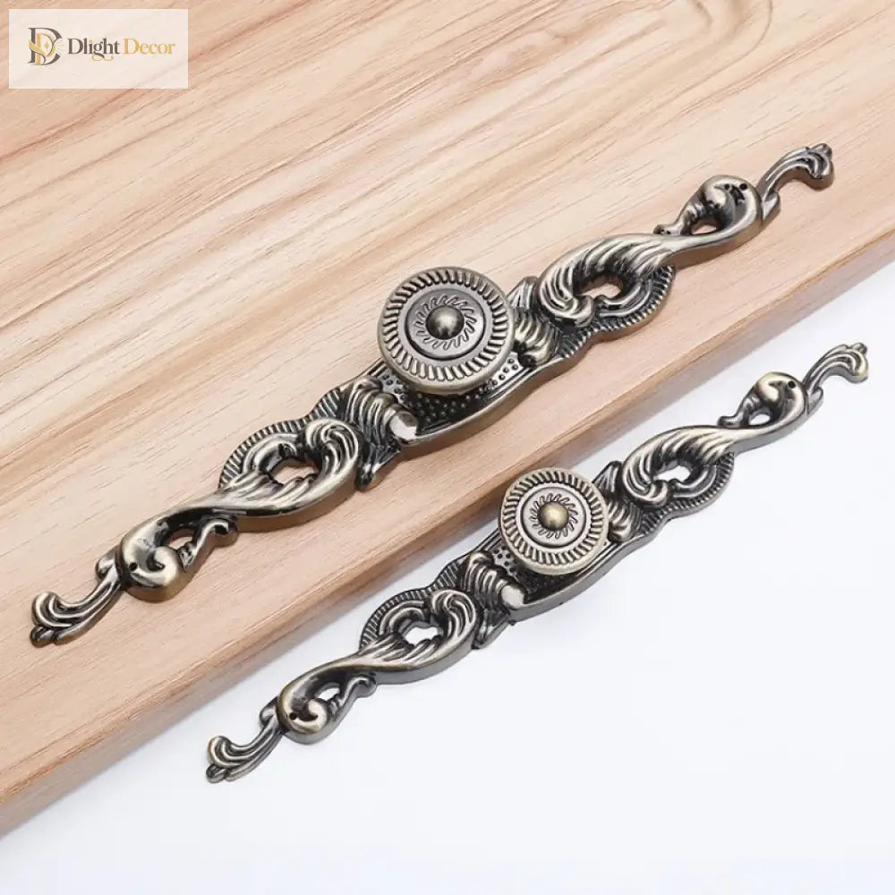 Antique Bronze Cabinet Handles - Vintage Zinc Alloy Drawer Pulls for Furniture Handles