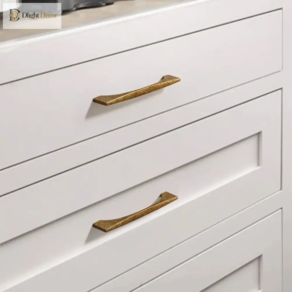 Antique Bronze Wardrobe Door Handles – Zinc Alloy Cabinet Pulls and Drawer Knobs Handles