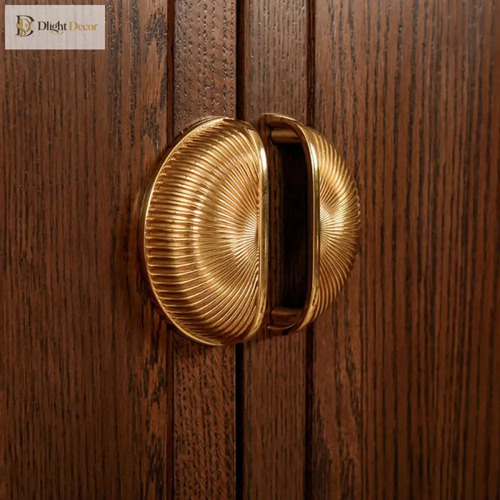 Brass Shell Drawer Knobs – Nordic Antique Round Cabinet Handles for TV Stands and Wine Cases 80x40mm knob