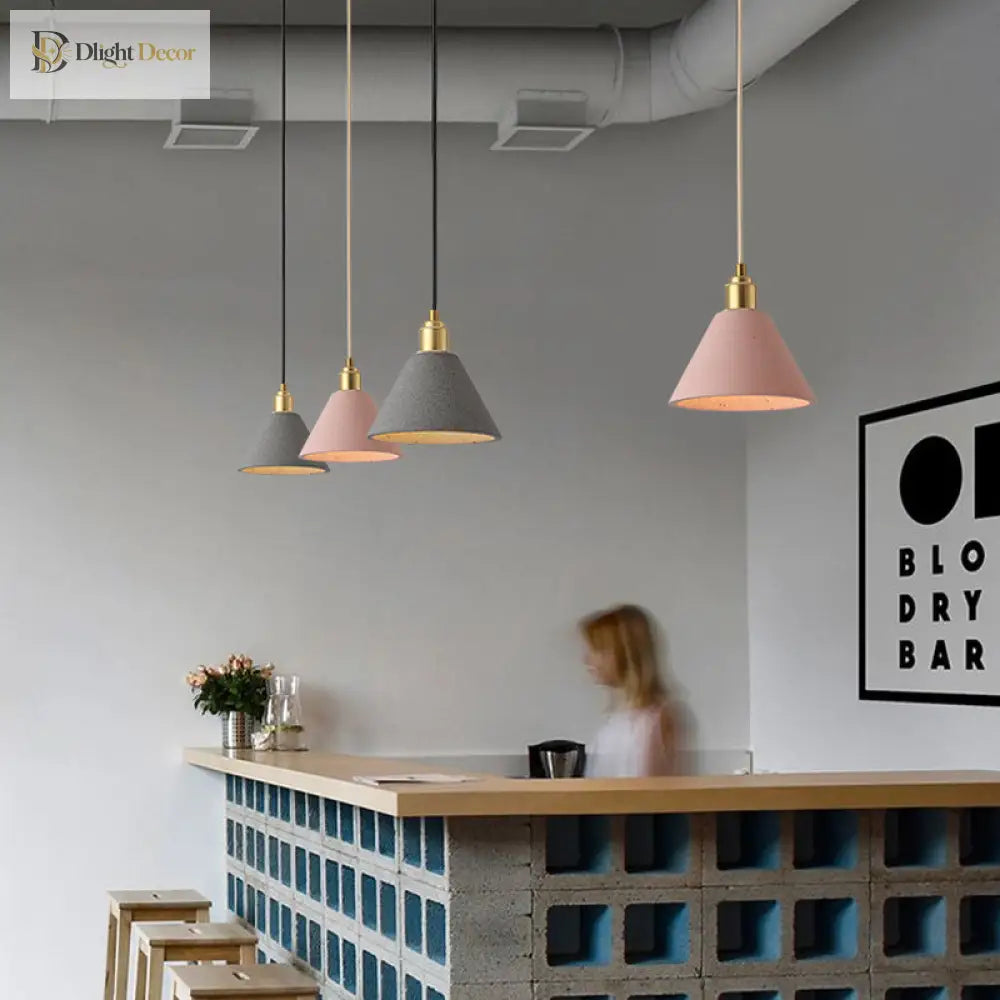 Modern Minimalism Meets Warmth: Concrete Pendant Lamp
