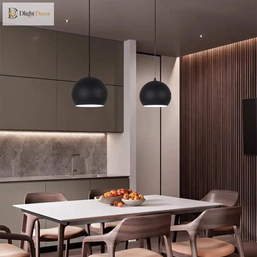Dahlia’s Retro Flower Bud Pendant Light Lights