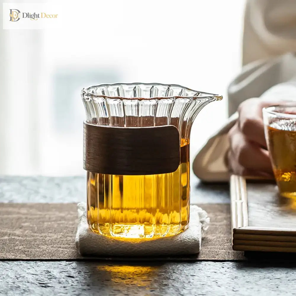 Dlight Decor 233ml Glass Tea Pot with Wood Ring Handle 233ml / 1pcs