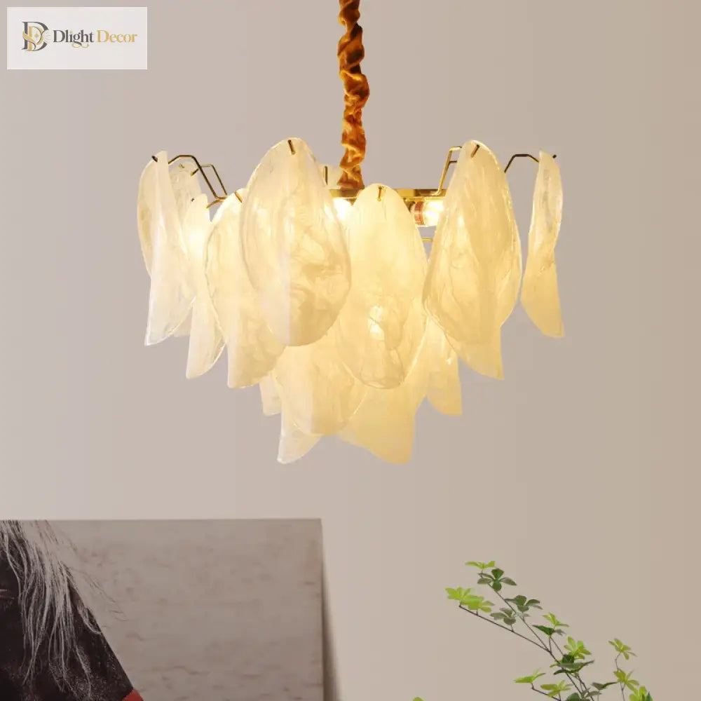 French Light And Luxury Restaurant Pendant Lamp - Postmodern Elegance With A Retro Glass Feather