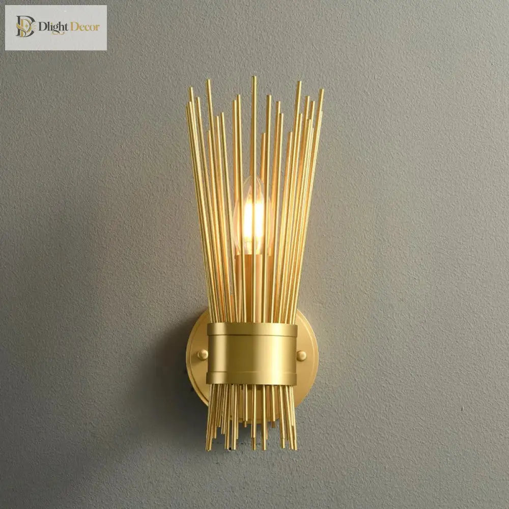 Julio’s Modern Style Brass Wall Lamp - Elegant Lighting For Your Living Spaces Wall Lamp