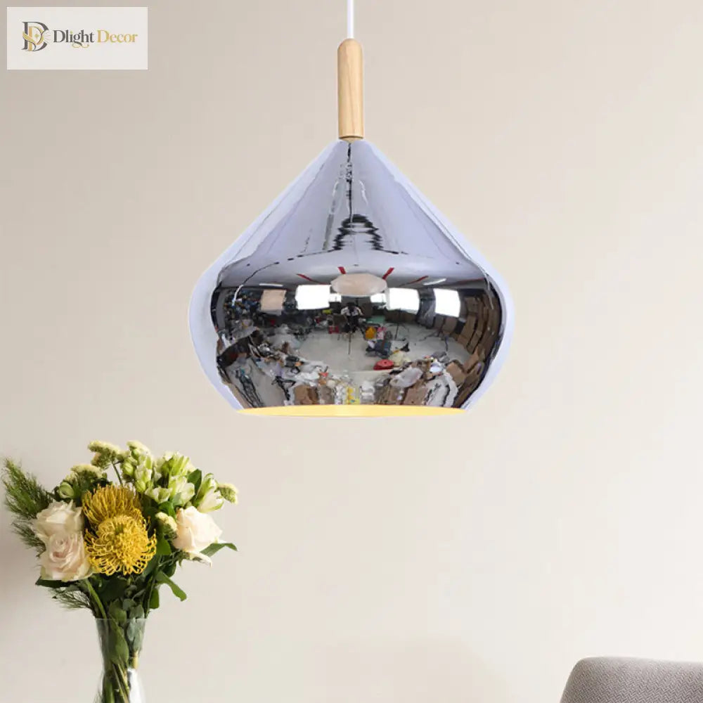 Kamila Disco Ball Pendant: Vintage Charm & Dazzling Reflections