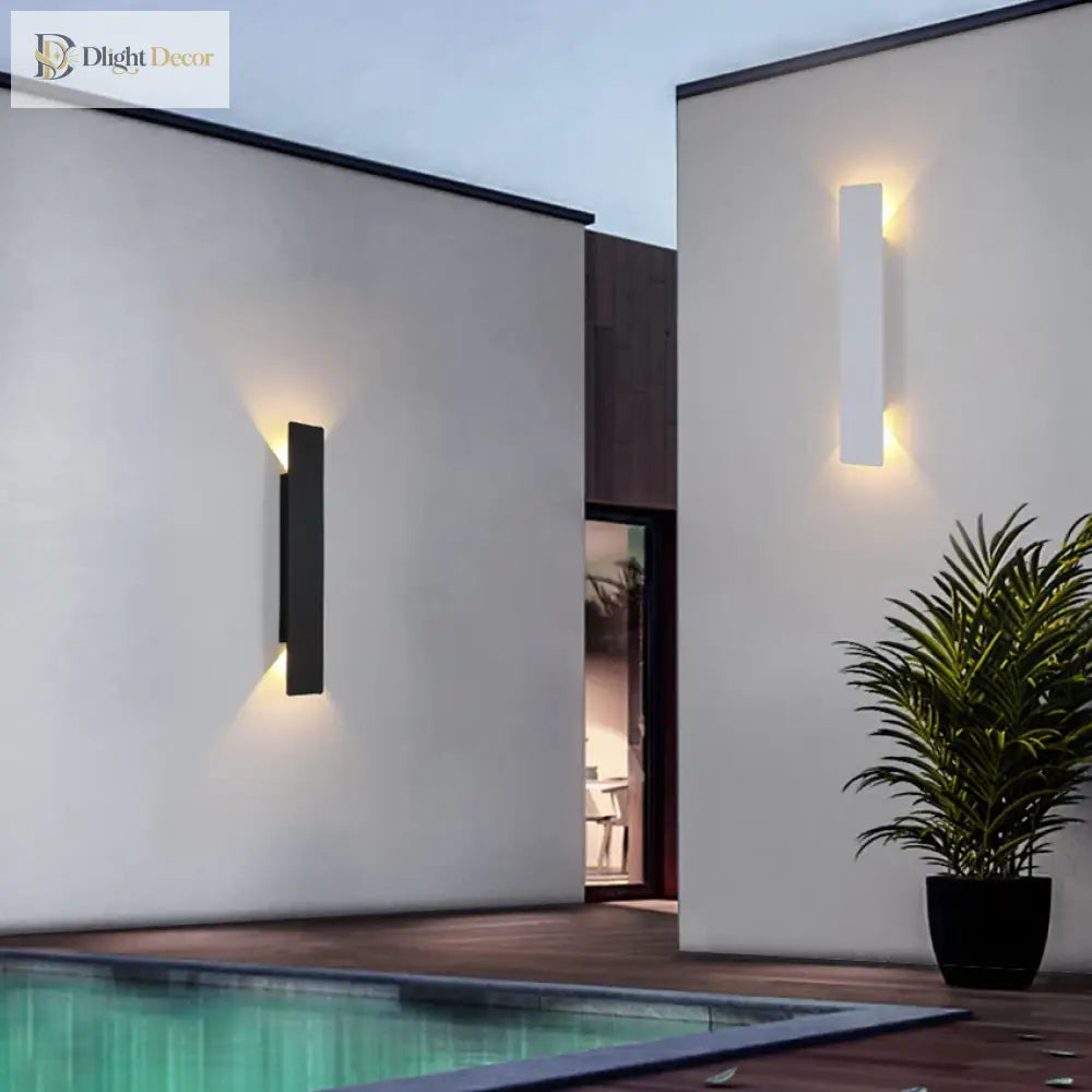 Élise Linear LED Wall Light – product view 3