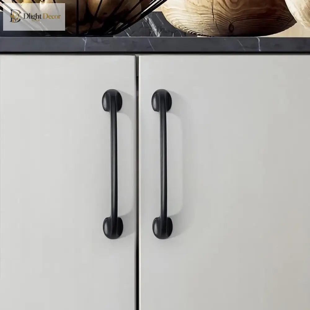 Minimalist Zinc Alloy Cabinet Handles - American Style Drawer Knobs for Wardrobes and Furniture Handles