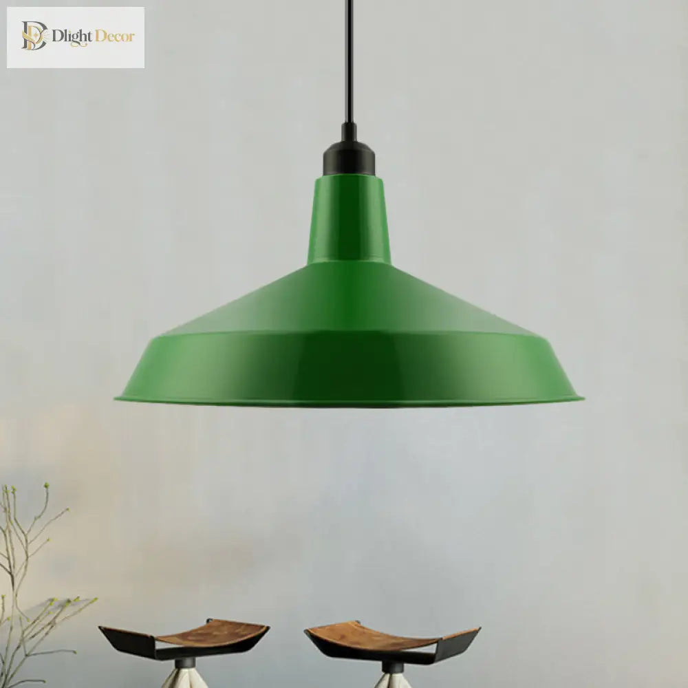 Verdant Glow: Vintage Charm With Modern Flexibility