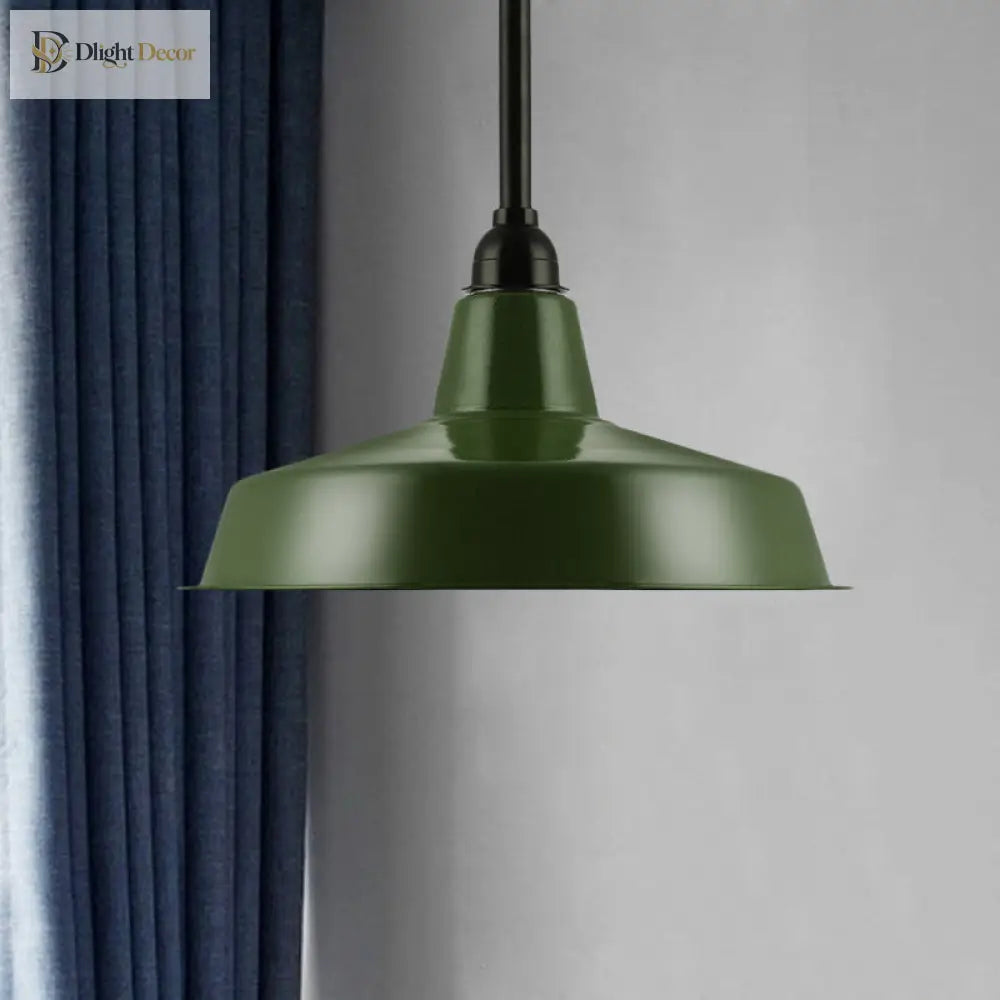Verdant Glow: Vintage Charm With Modern Flexibility