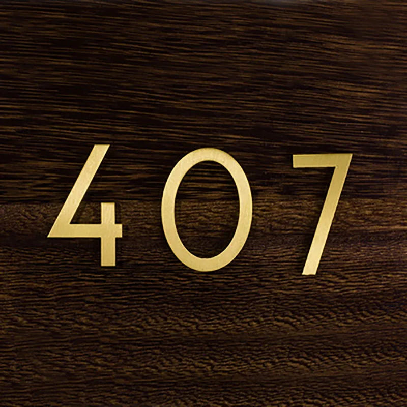 Golden Brass Door Numbers – Custom Decorative Wall Figures for Villas Hotels and Dormitories (5cm/7cm)