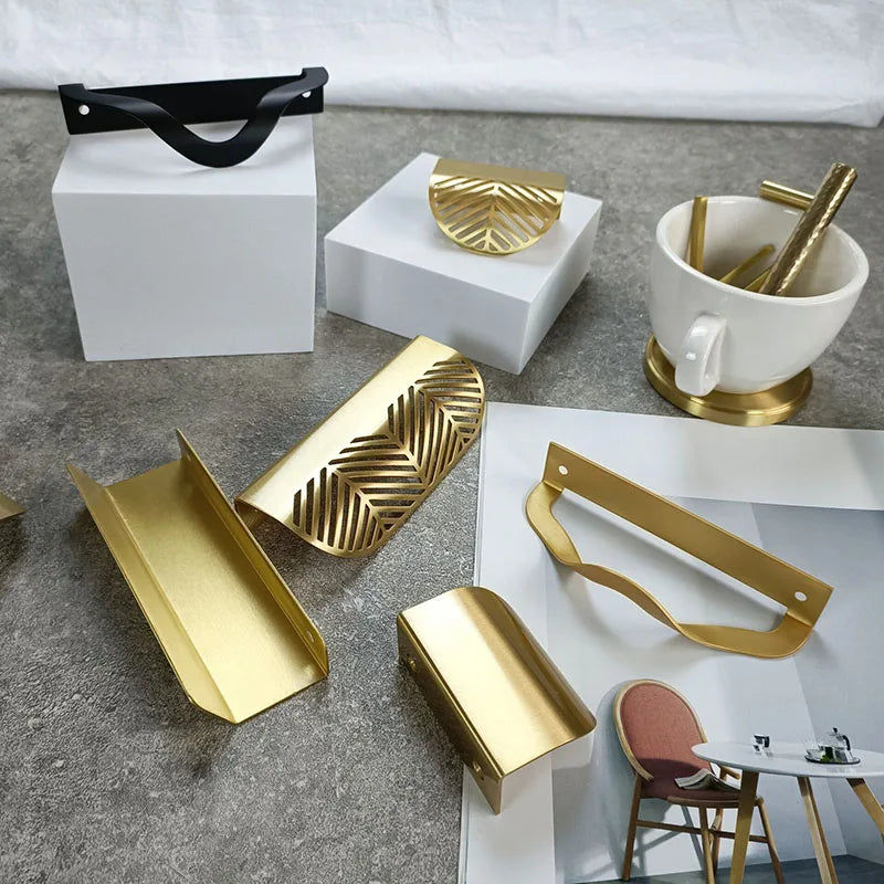Leaf Shape Brass Handles – Hidden Knobs for Furniture Drawer Dresser and Wardrobe Knob