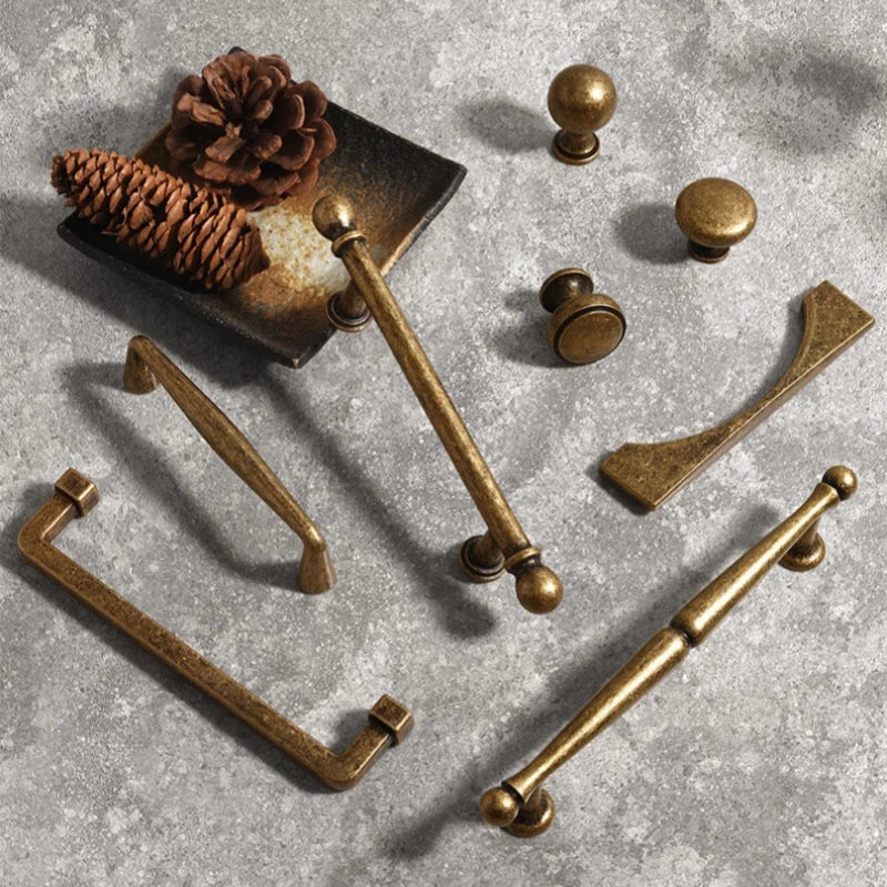 Antique Bronze Wardrobe Door Handles – Zinc Alloy Cabinet Pulls and Drawer Knobs Handles
