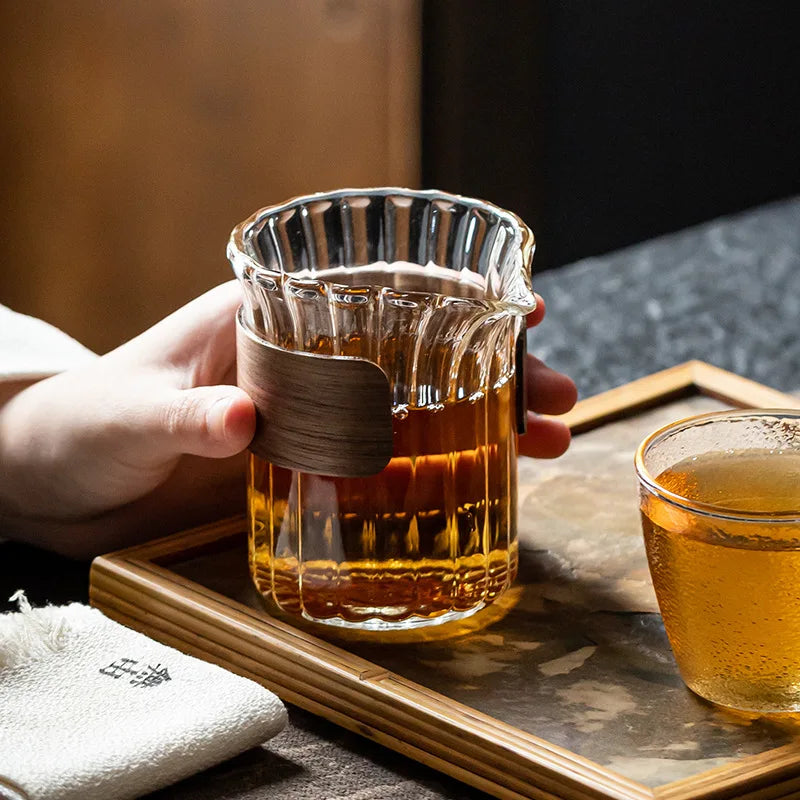 Dlight Decor 233ml Glass Tea Pot with Wood Ring Handle 233ml / 1pcs