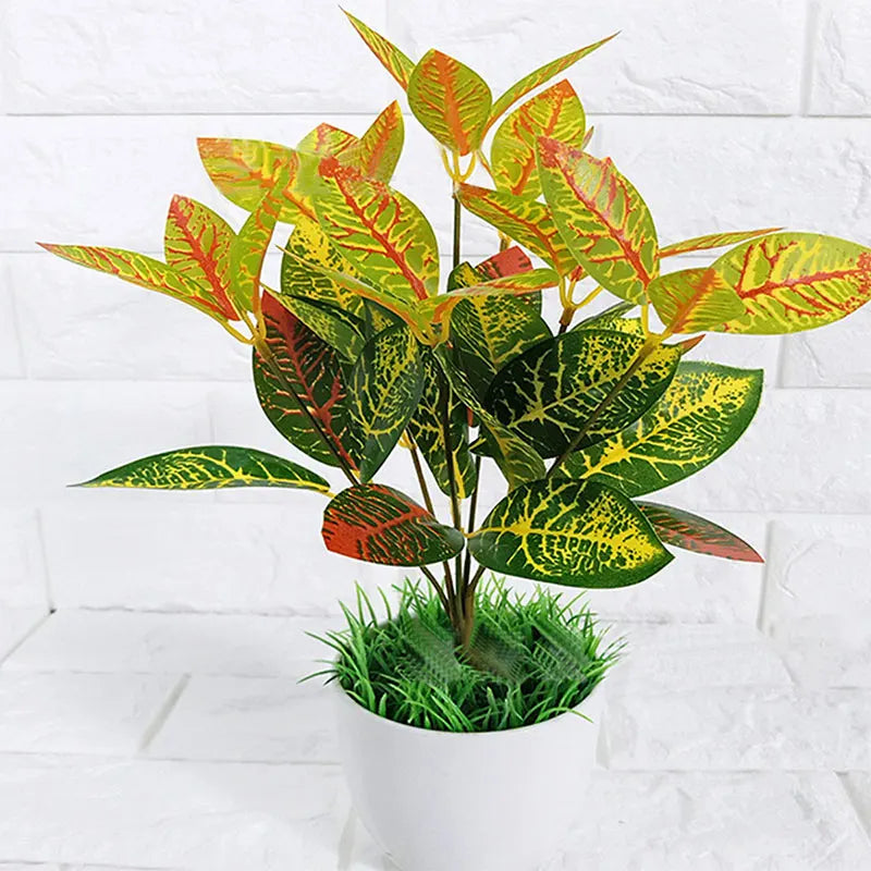 Dlight Decor 33cm Tropical Plant with Codiaeum and Scindapsus Leaves 33cm 32 Leaves