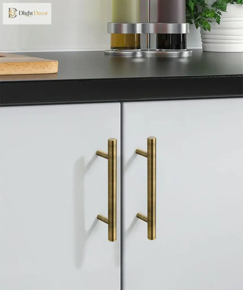 Antique Brass Handles – Old-Copper Wardrobe Knobs and Bronze Cabinet Pulls for Furniture Handles
