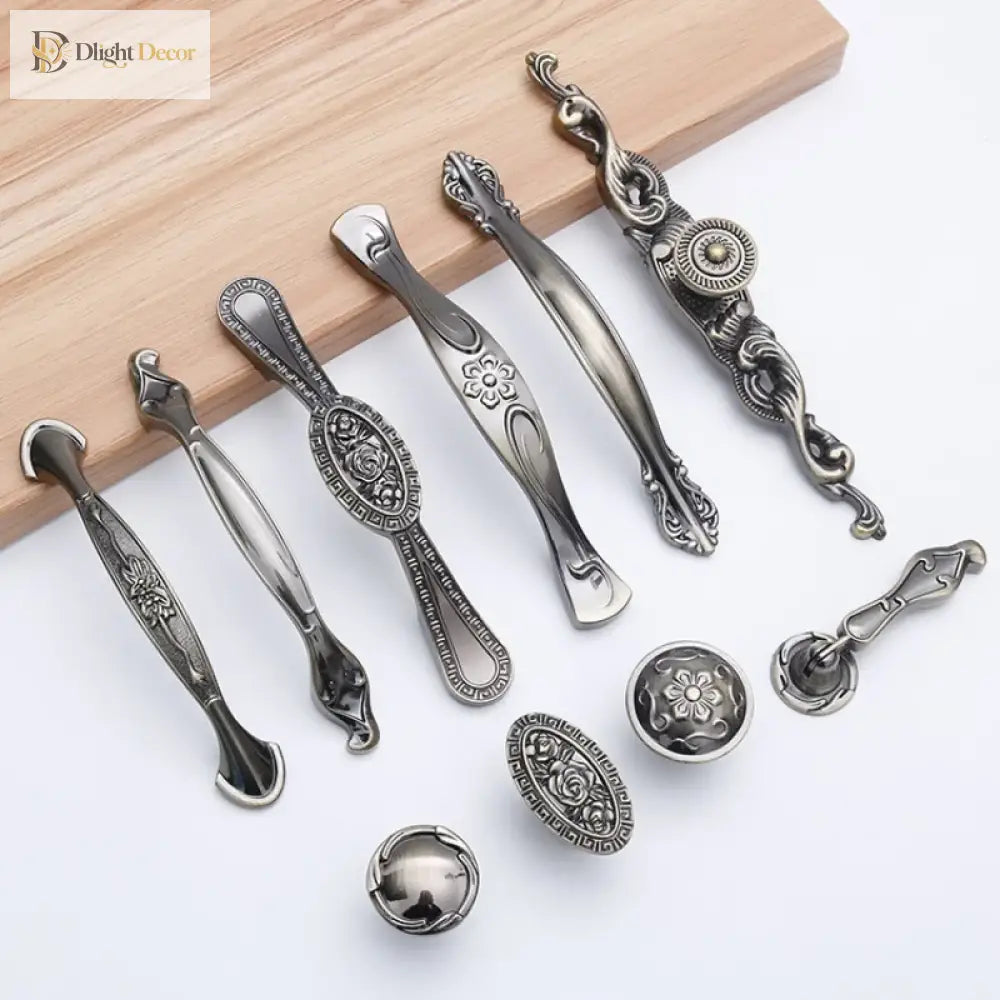 Antique Bronze Cabinet Handles - Vintage Zinc Alloy Drawer Pulls for Furniture Handles