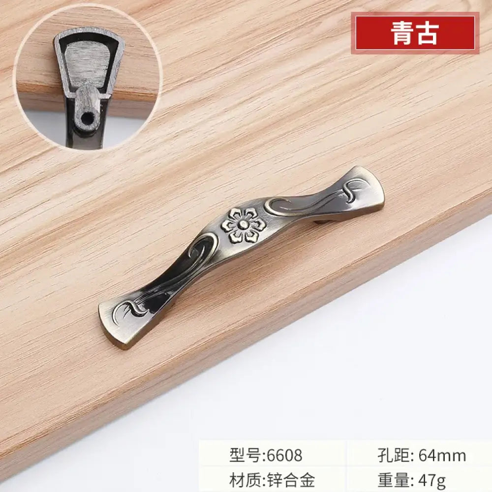 Antique Bronze Cabinet Handles - Vintage Zinc Alloy Drawer Pulls for Furniture 6608 64mm Handles