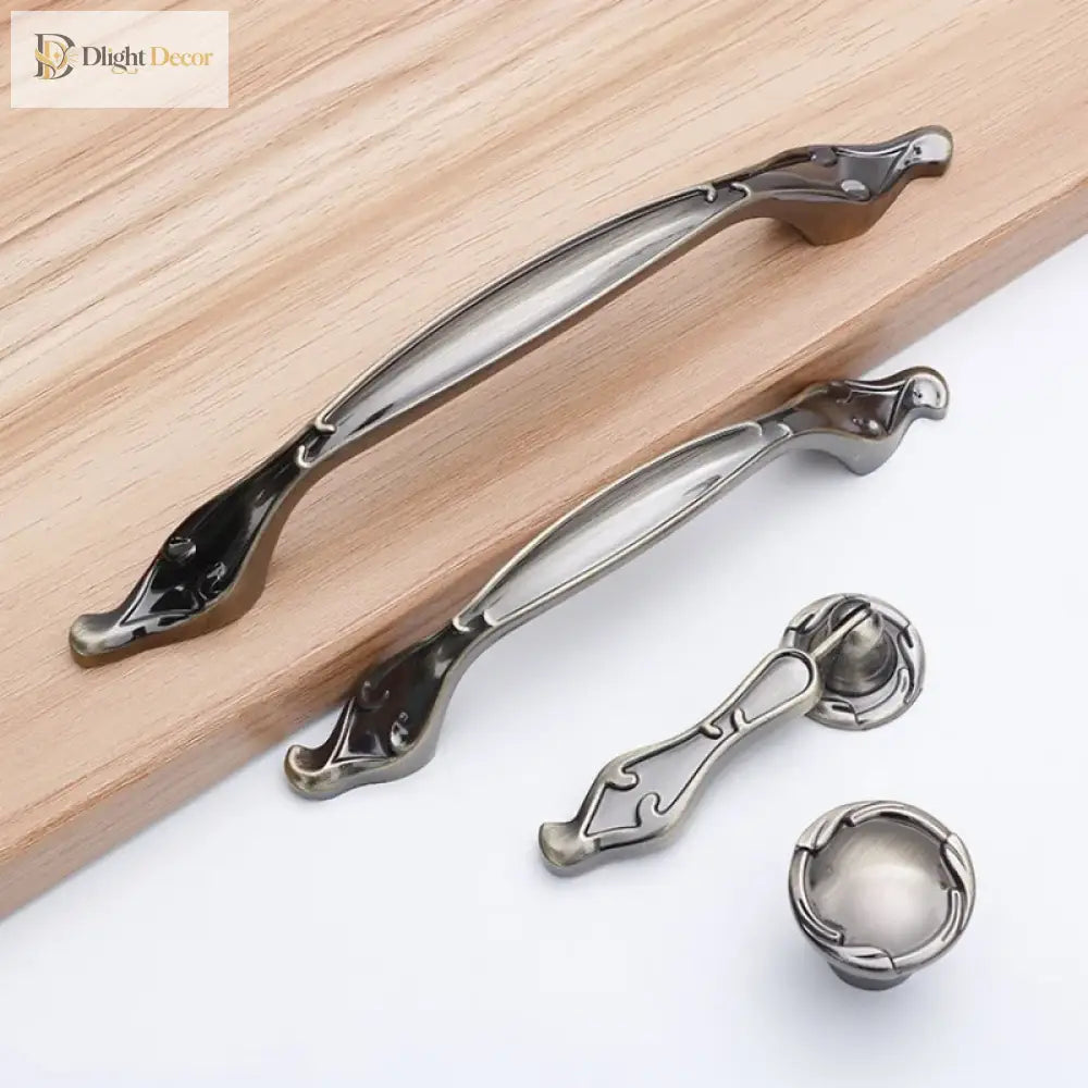 Antique Bronze Cabinet Handles - Vintage Zinc Alloy Drawer Pulls for Furniture Handles