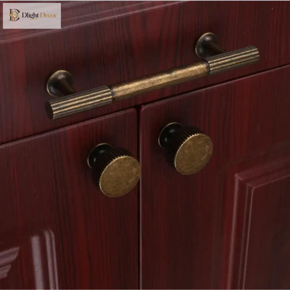 Antique Bronze Cupboard Door Handles – Retro Furniture Pulls