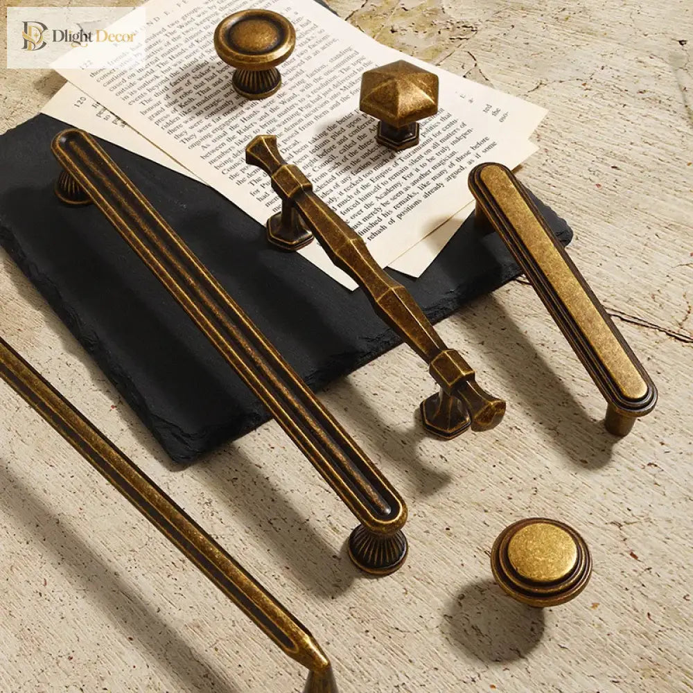 Antique Wardrobe Cabinet Handles - Retro Zinc Alloy Drawer Pulls and Knobs for Kitchen and Furniture Handles
