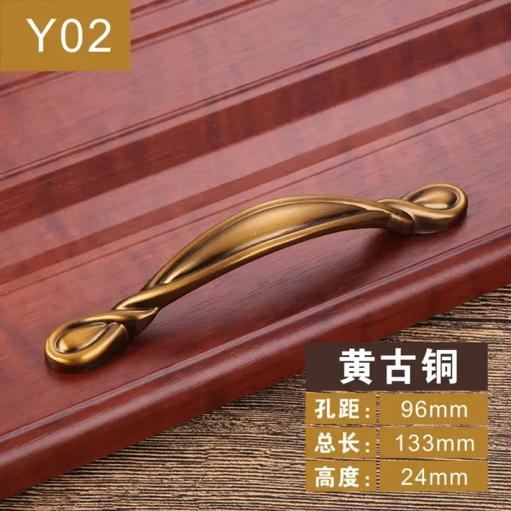 Antique Yellow Bronze Cabinet Handles - Brushed Vintage Drawer Pulls for Kitchen and Wardrobe Doors Y02 96mm Handles
