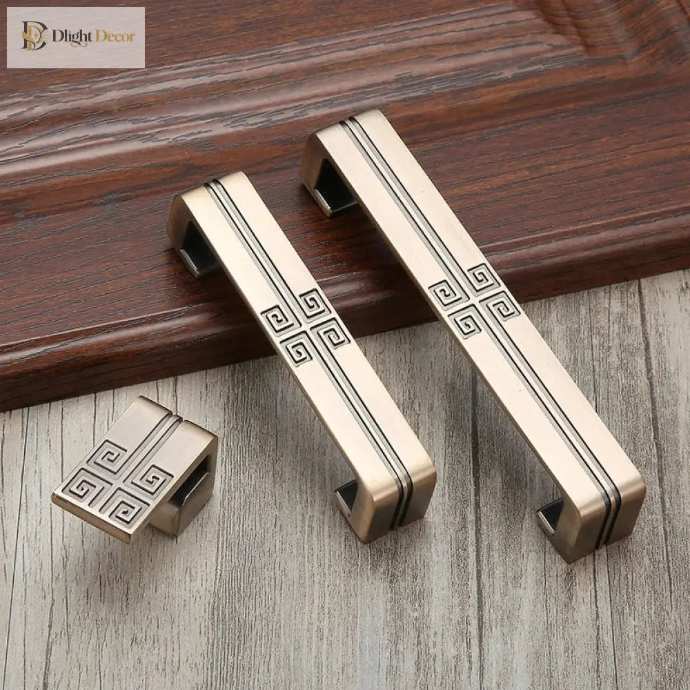 Antique Yellow Bronze Wardrobe Handles - Modern Zinc Alloy Drawer Knobs for Cabinets and Closets Handles