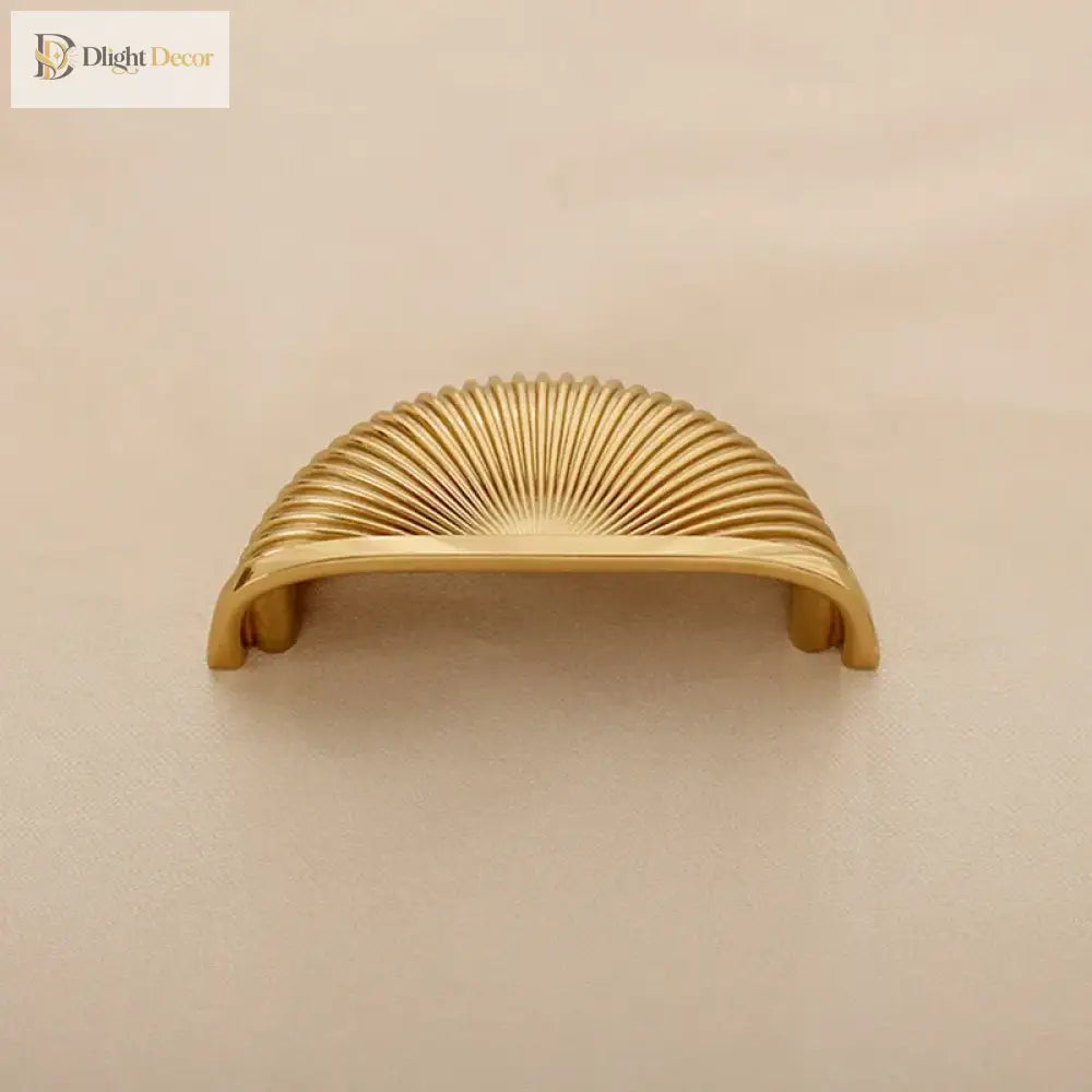 Brass Shell Drawer Knobs – Nordic Antique Round Cabinet Handles for TV Stands and Wine Cases 80x40mm knob
