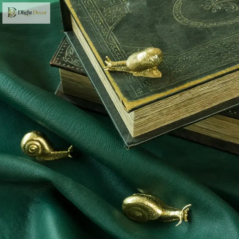 Brass Snail-Shaped Drawer Handle – Cabinet Wardrobe and Dresser Pulls Knobs