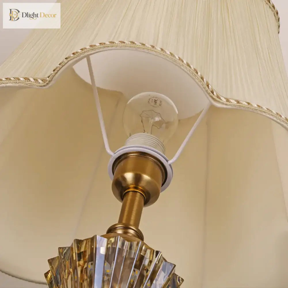 European Crystal Table Lamp - Elegant Bedside Light For Wedding Hotel And Bedroom Decor