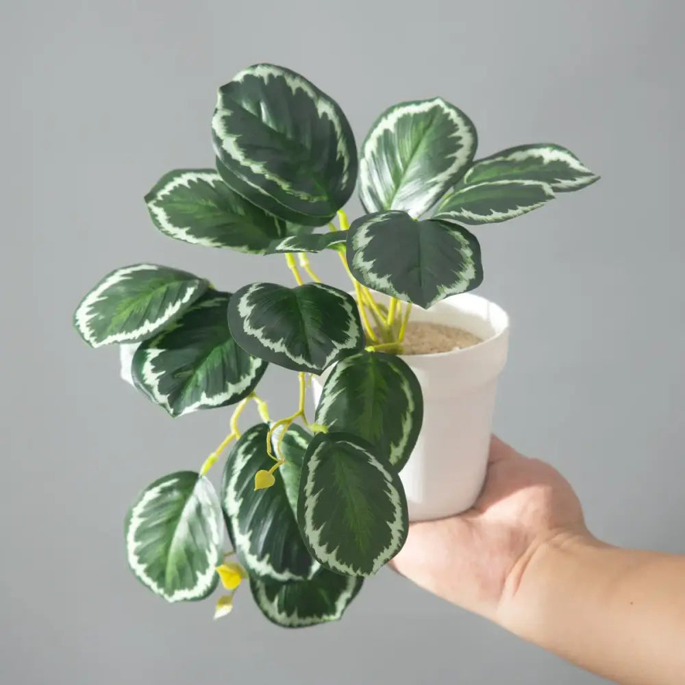 Dlight Decor 25cm Monstera Leaf Vine for Desktop and Holiday Decor