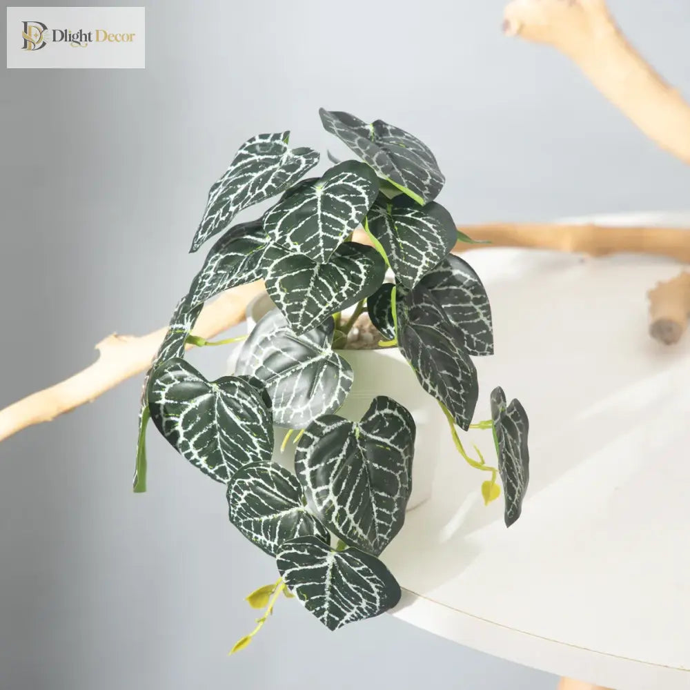 Dlight Decor 25cm Monstera Leaf Vine for Desktop and Holiday Decor