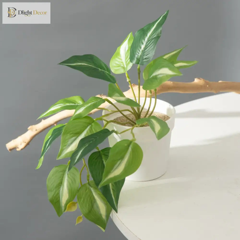 Dlight Decor 25cm Monstera Leaf Vine for Desktop and Holiday Decor