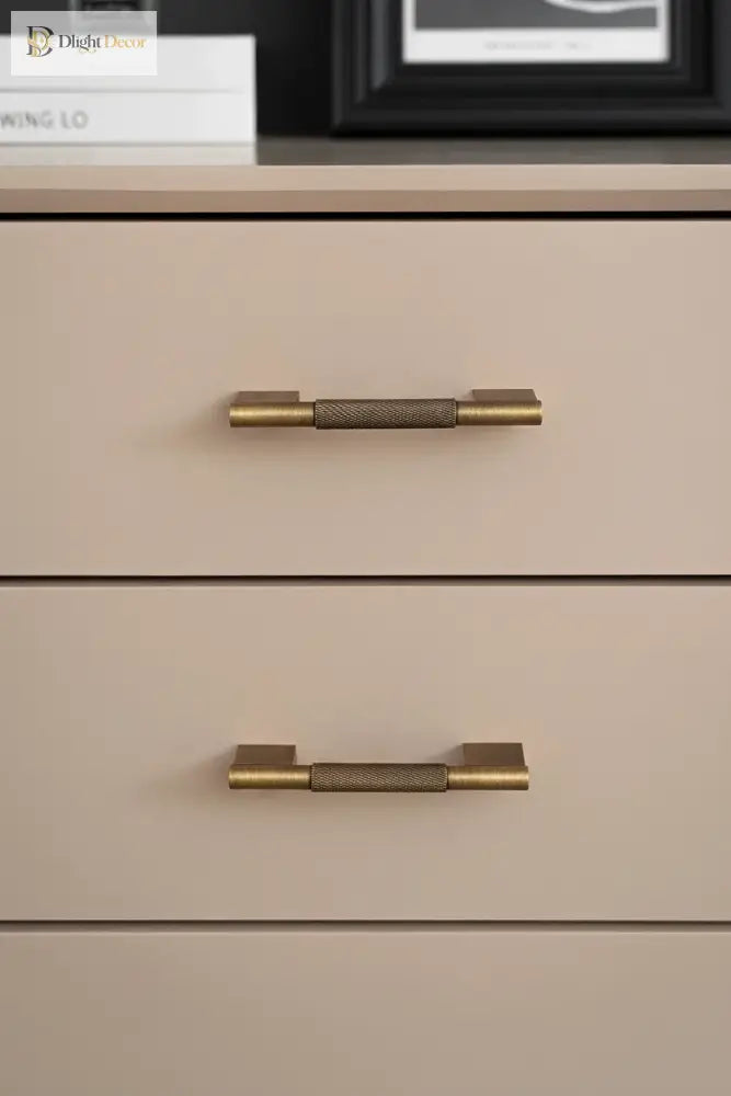 Antique brass cross-knurled drawer handle with square end caps