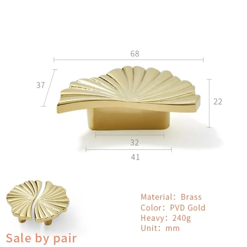 Antique-style ruffled cabinet handle, PVD gold brass, wide rosette with single-hole