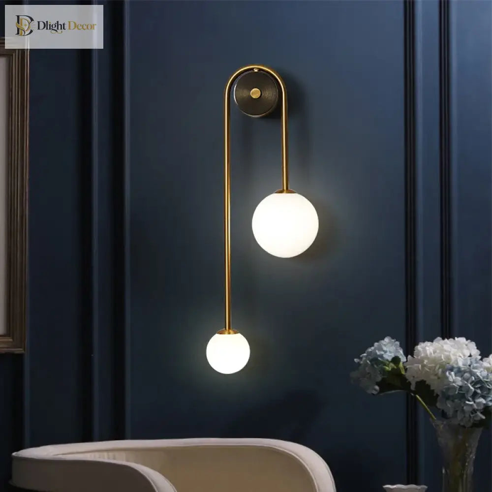 Elegant Modern Wall Lamp With Glass Ball Lampshade - Led Gold Luminaire Ideal For Home Decor Living