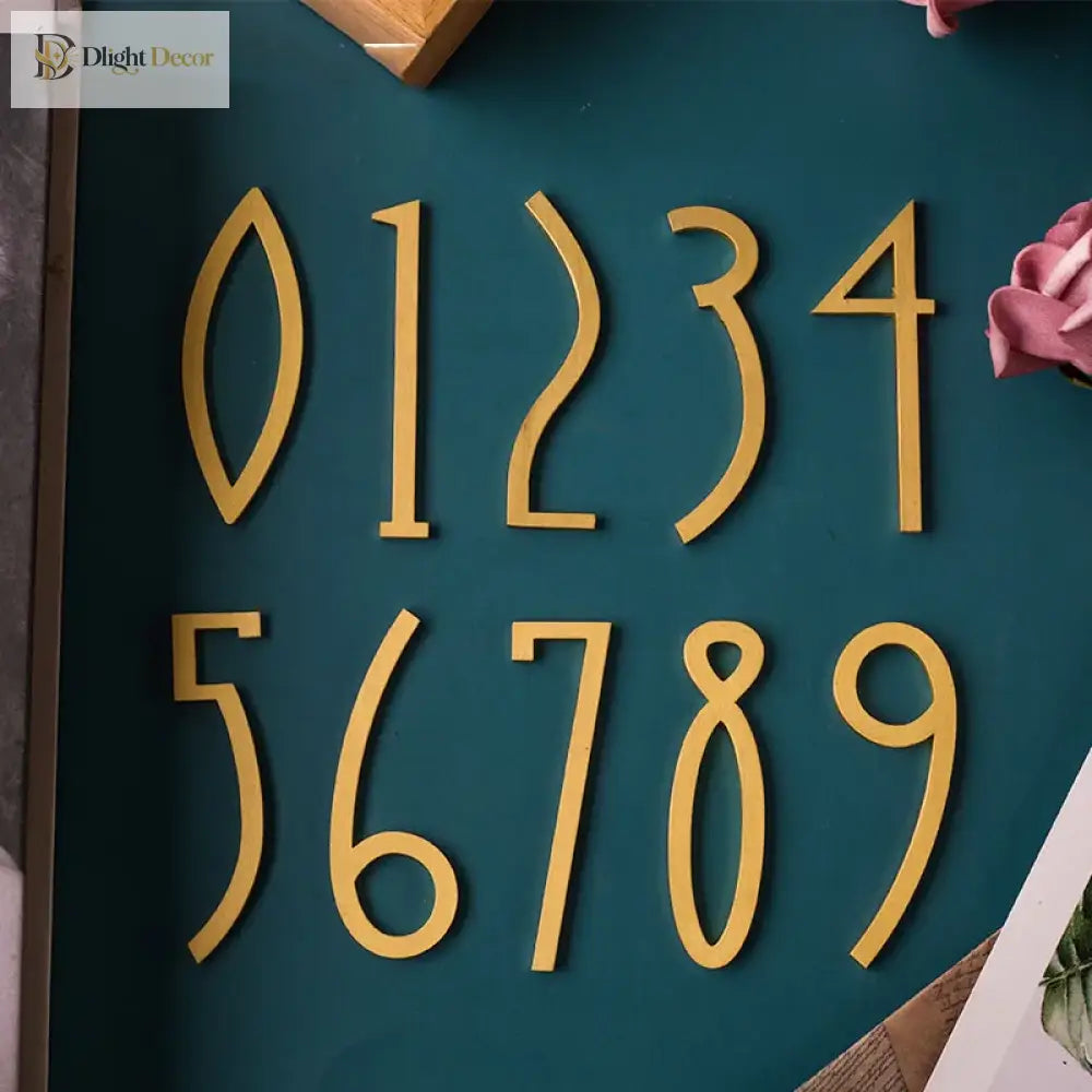 Golden Brass Door Numbers – Custom Decorative Wall Figures for Villas Hotels and Dormitories (5cm/7cm)