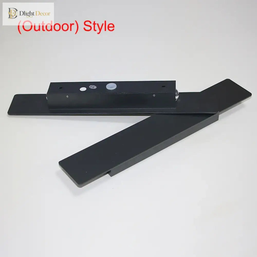 Élise Linear LED Wall Light – product view 4