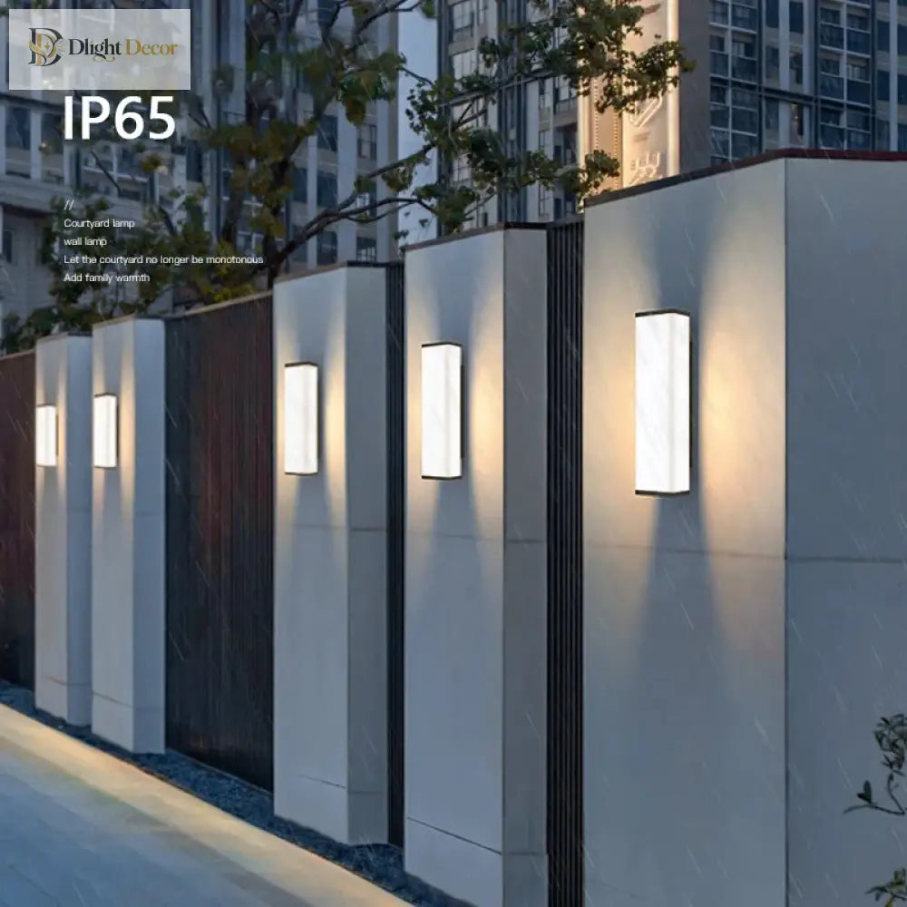 Modern IP65 Linear Outdoor LED Wall Light – product view 3