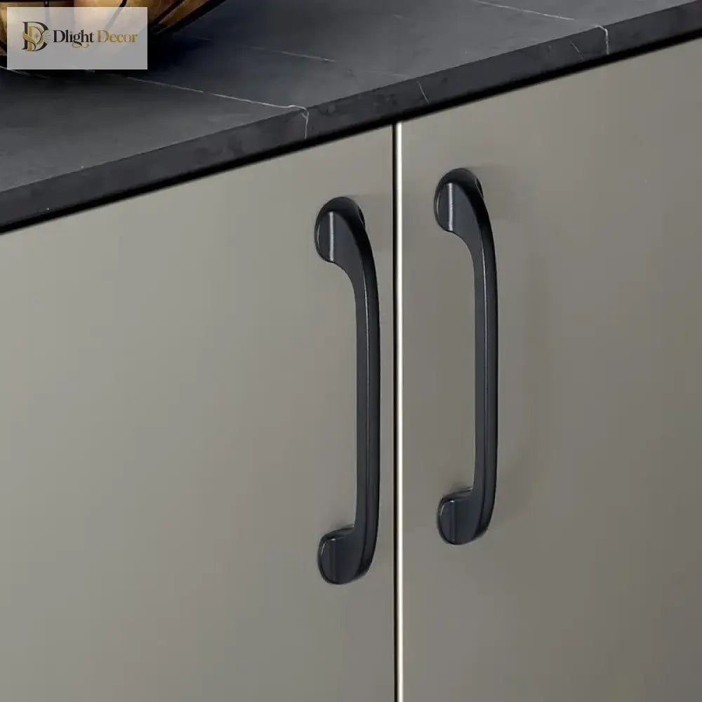 Minimalist Zinc Alloy Cabinet Handles - American Style Drawer Knobs for Wardrobes and Furniture Handles