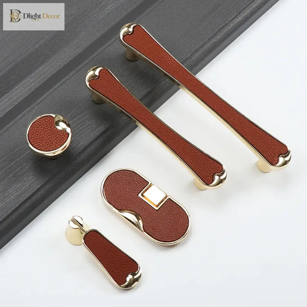 Modern Black and Red Leather Cabinet Handle – Sleek Zinc Alloy Drawer Pulls for Wardrobes and Cupboards (96mm/128mm)