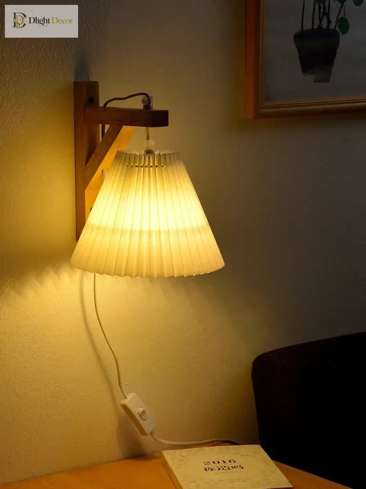 Nordic Pleated Solid Wood Wall Lamp With Plug - Simple And Stylish Lighting For Bedroom Bedside