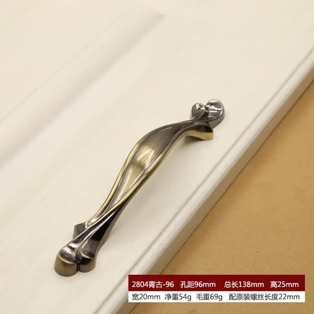 Retro Bronze Cabinet Handles - Antique Metal Kitchen Door Pulls and Wardrobe Knobs 128mm 2804-96mm Handles