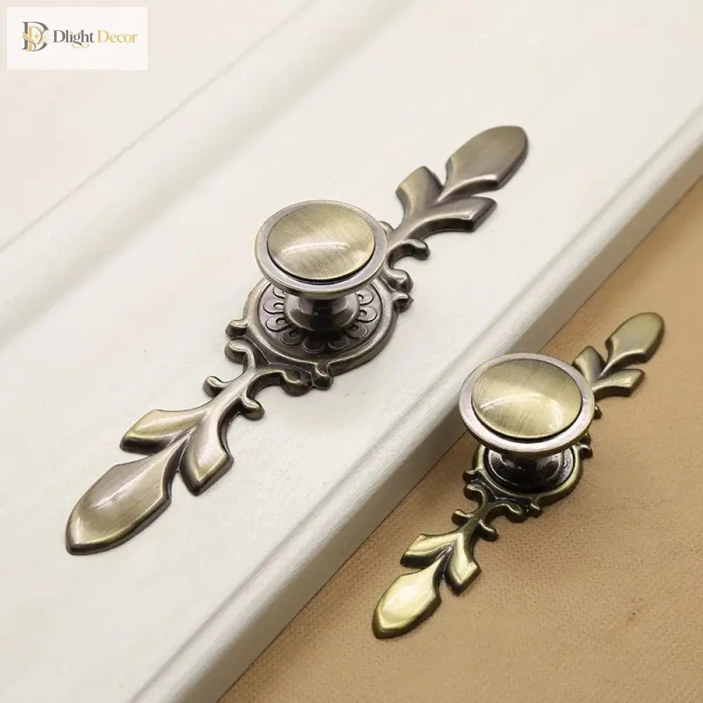 Retro Bronze Cabinet Handles - Antique Metal Kitchen Door Pulls and Wardrobe Knobs 128mm Handles