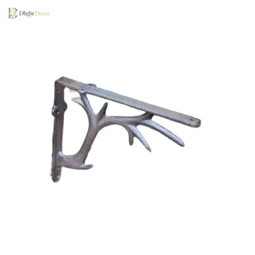 Retro iron triangle shelf bracket, dark metal, single wall-mount support with curved arms