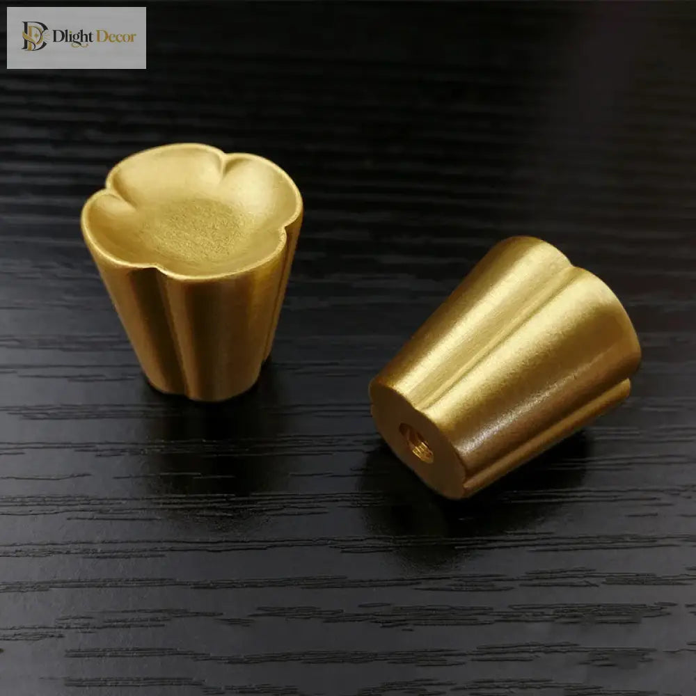 Solid Brass Flower Cabinet Knobs – Single Hole Drawer Handles for Wardrobes and Dressers knob