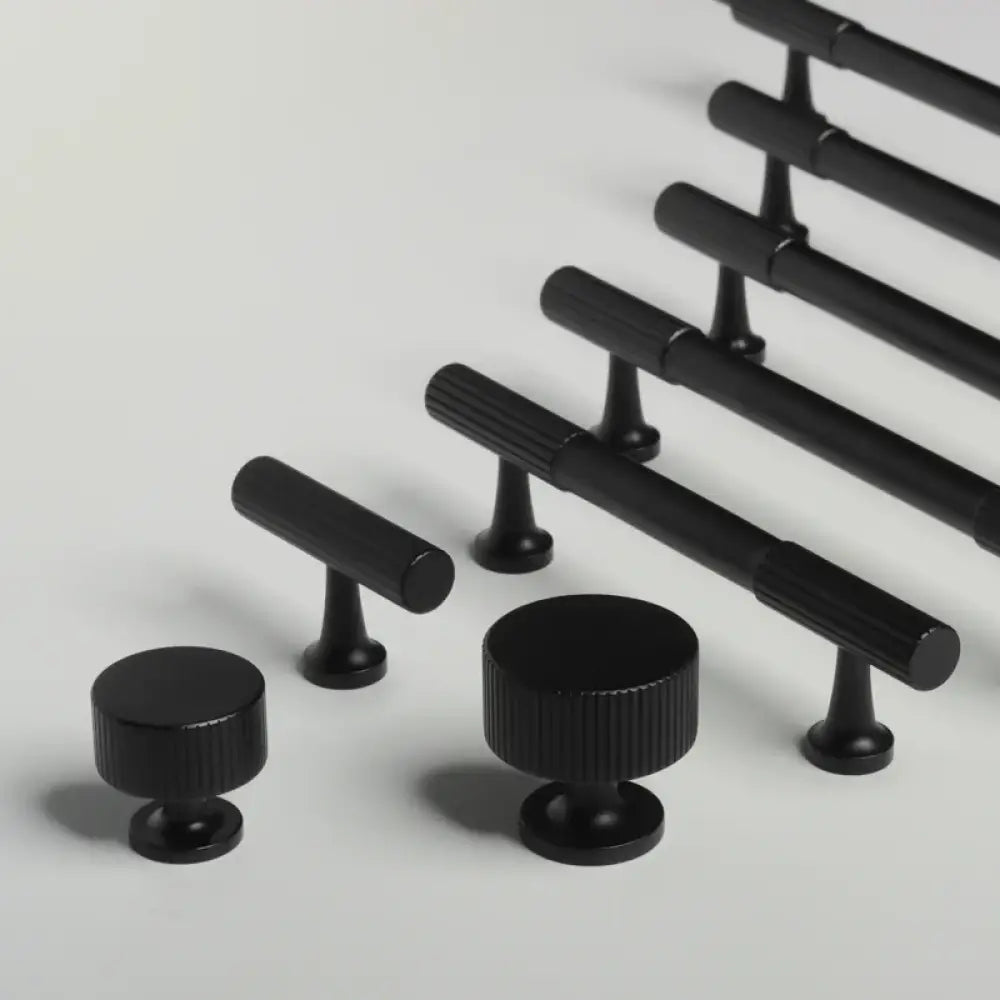 Solid Brass Vertical Linear Cabinet Knobs – Long Drawer Handles for Kitchen Wardrobe and Wooden Doors 9012-Black